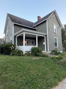 22 Willis Ave