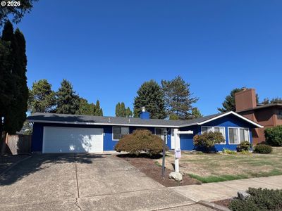 Property at 205 E Foothills Dr, Newberg, OR