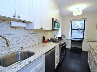 143 Garth Road #4N