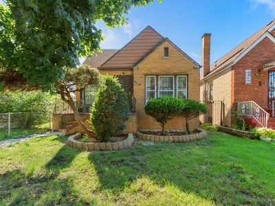 7752 S Winchester Ave