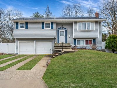 Property at 33 Valley Road, East Patchogue, NY