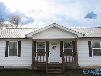 561 Walter Whitt Rd