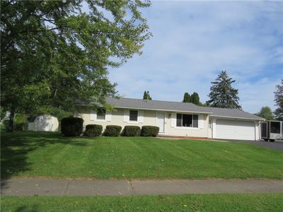 Property at 27 Jamee Ln, Rochester, NY