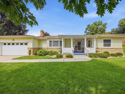 786 Westchester Park Dr