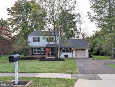 13 Brook Ln
