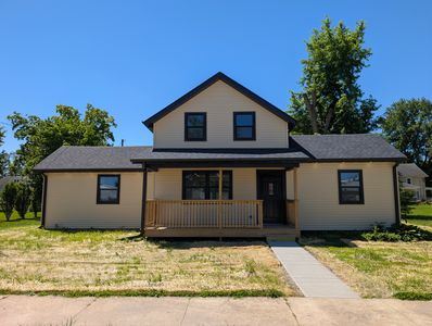 206 E Jefferson St