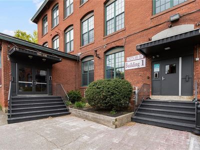 1117 Douglas Ave Unit 103