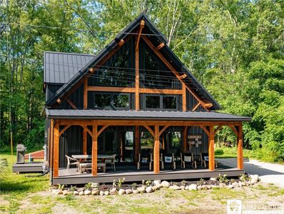 3978 Griffiths Bay
