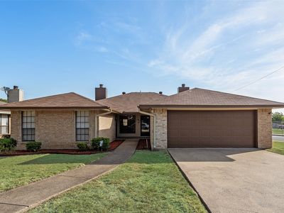 215/217 Silver Creek Dr