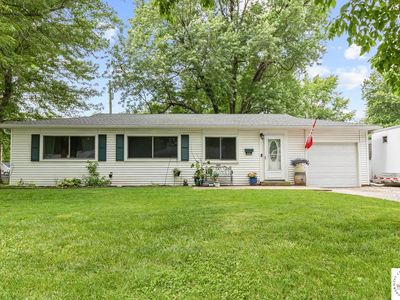 230 Rainbow Dr