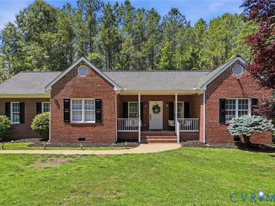 2935 Pineview Dr
