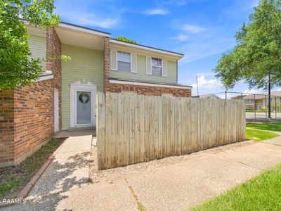 200 Lodge Dr APT 806