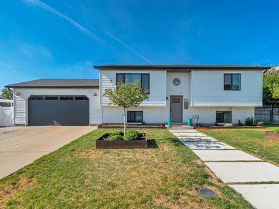 1022 W 1770 N