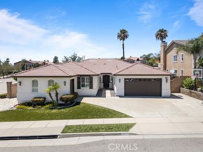 5876 Greyville Pl