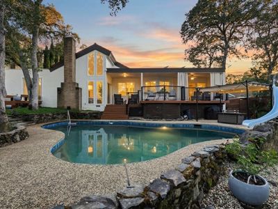 2827 Stephens Ln