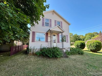 411 Wright St