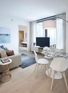 3 Court Sq APT 1105