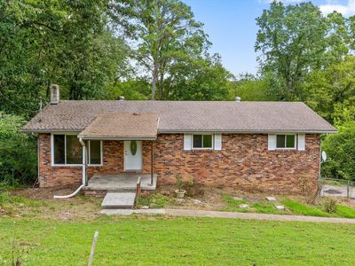 1128 Iris Dr
