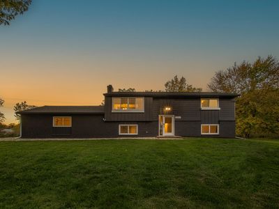 10591 Byron Center Ave SW