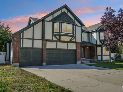 1938 E Cameley Cir S