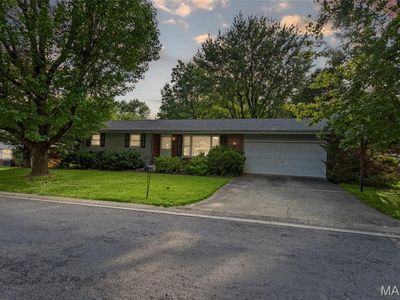 24 Cardinal Ln