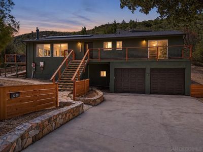 3250 Salton Vista Dr