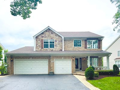 572 E Delgado Dr