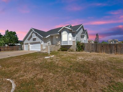 2010 W Apple Farms Rd