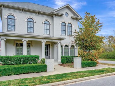 102 Fitzgerald St