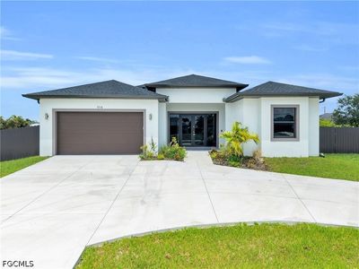 914 Chiquita Blvd N
