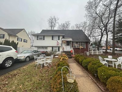 224 Kings Ct