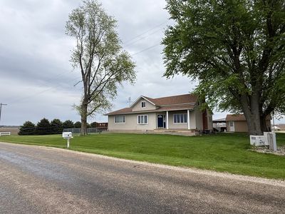 12780-1745 North Ave