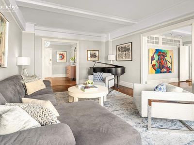 220 W 93rd St APT 6B