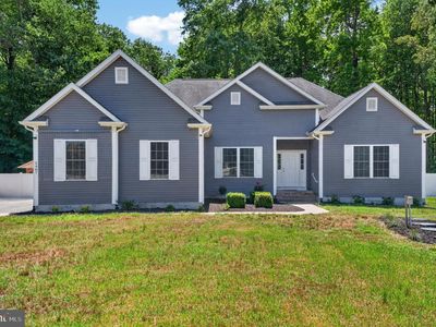 5487 Foxshire Dr