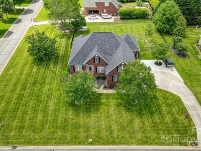 3011 Patrick Place Cir