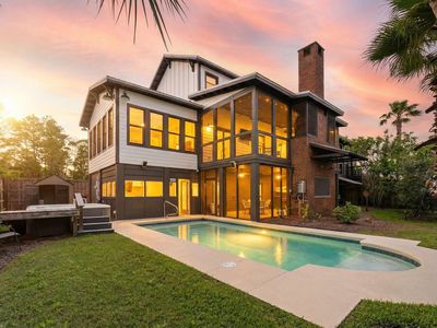 11 Woodland Dr