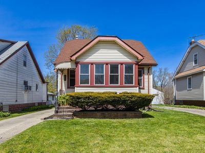 583 Lenox Ave