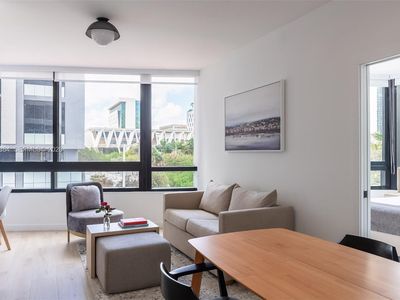 225 N Miami Ave Unit 202