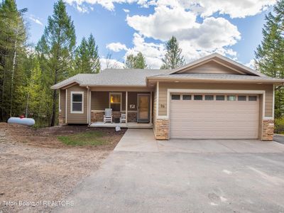96 Oak Dr