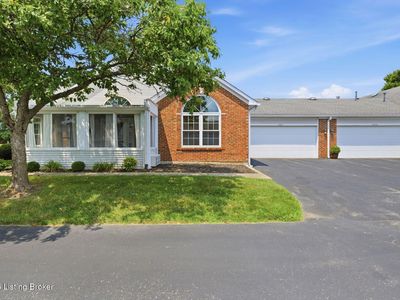 3910 Village Green Dr