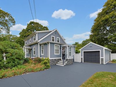 38 Dexter Ave
