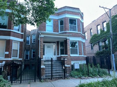 6018 S Eberhart Ave