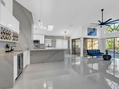 6859 Bitterbush Place