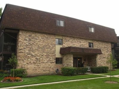 9168 South Rd APT A