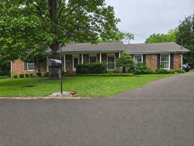 3824 Lake Aire Ct