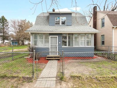 744 Blaine Ave