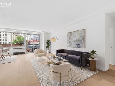 300 E 74th St APT 6E
