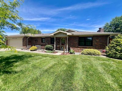 2714 Executive Ct