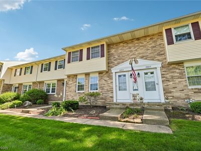 1860 Higby Dr #B