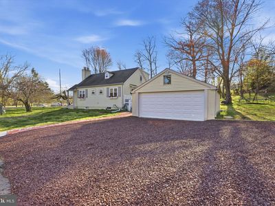 879 Bridgetown Pike